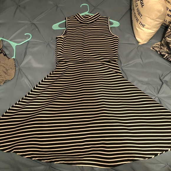 Dresses & Skirts - Striped black and white dress